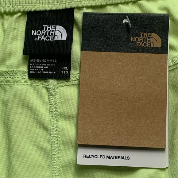The North Face Men’s Active Shorts Size 2XL NWT - Picture 8 of 9
